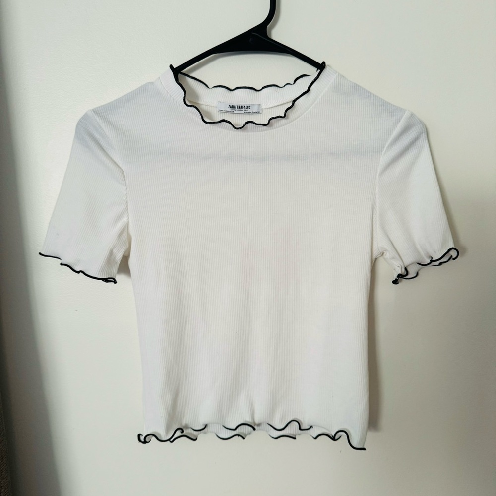 Zara Trafaluc white top black lined ruffle edges size small